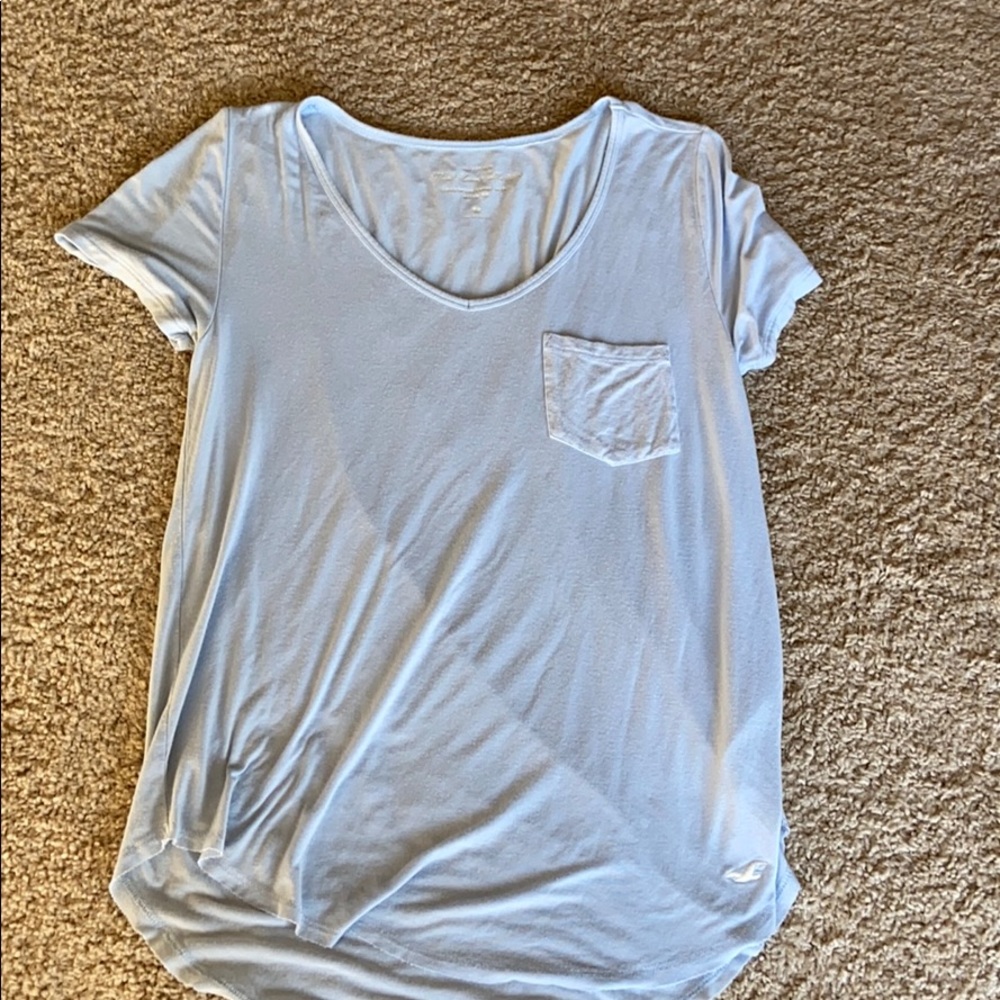 hollister tshirt